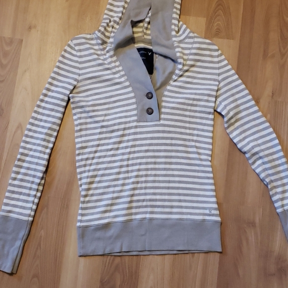 American Eagle Hooded Thermal - Picture 2 of 3